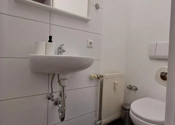 Fuer 2 Personen-bad-kuehlschrank-tv-11 Vendégház 3*