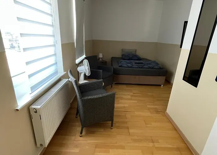 Fuer 2 Personen-bad-kuehlschrank-tv-11 Meine
