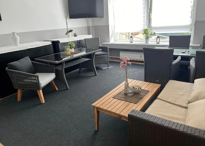 Fuer 2 Personen-bad-kuehlschrank-tv-11 Vendégház